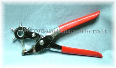 Fustellatrice -Selleria Romani tempo libero - Selleriainternet.it