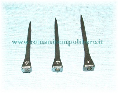 Chiodi antiscivolo Mordax -Selleria Romani tempo libero - Selleriainternet.it