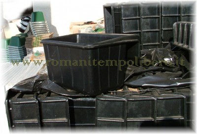 Mangiatoia portatile in gomma -Selleria Romani tempo libero - Selleriainternet.it